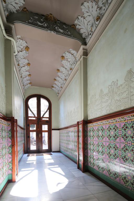 Hostal Balkonis Барселона Екстер'єр фото