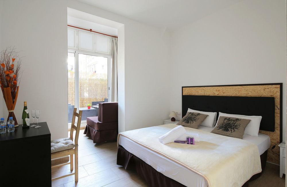 Hostal Balkonis Барселона Екстер'єр фото