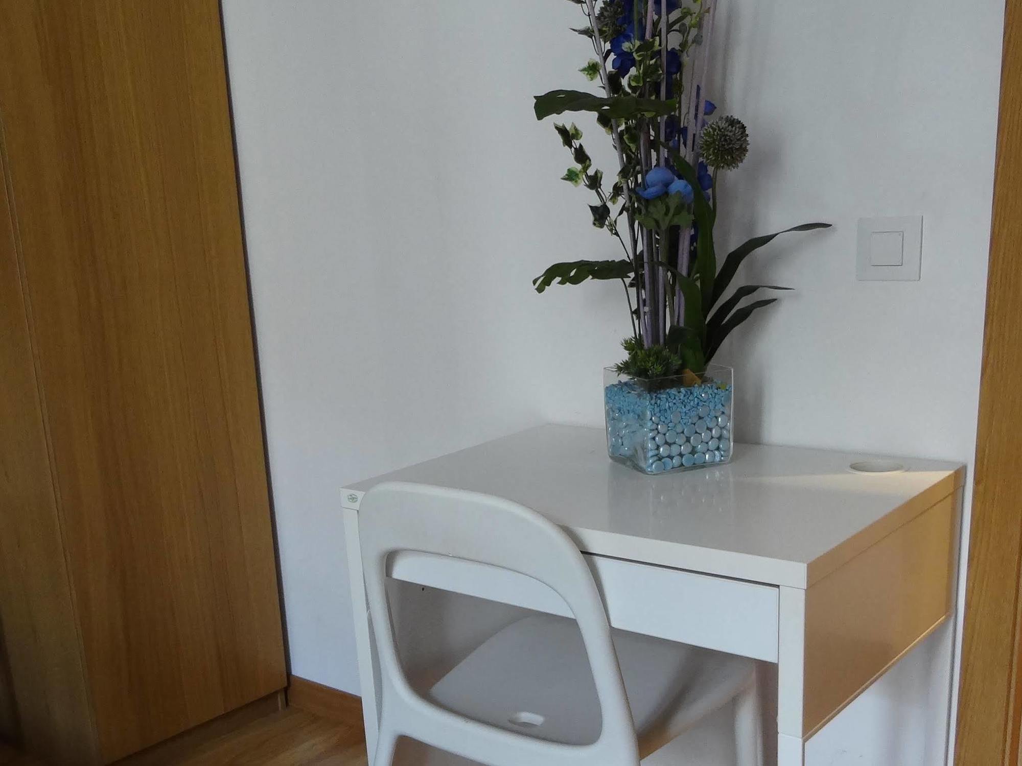 Hostal Balkonis Барселона Екстер'єр фото
